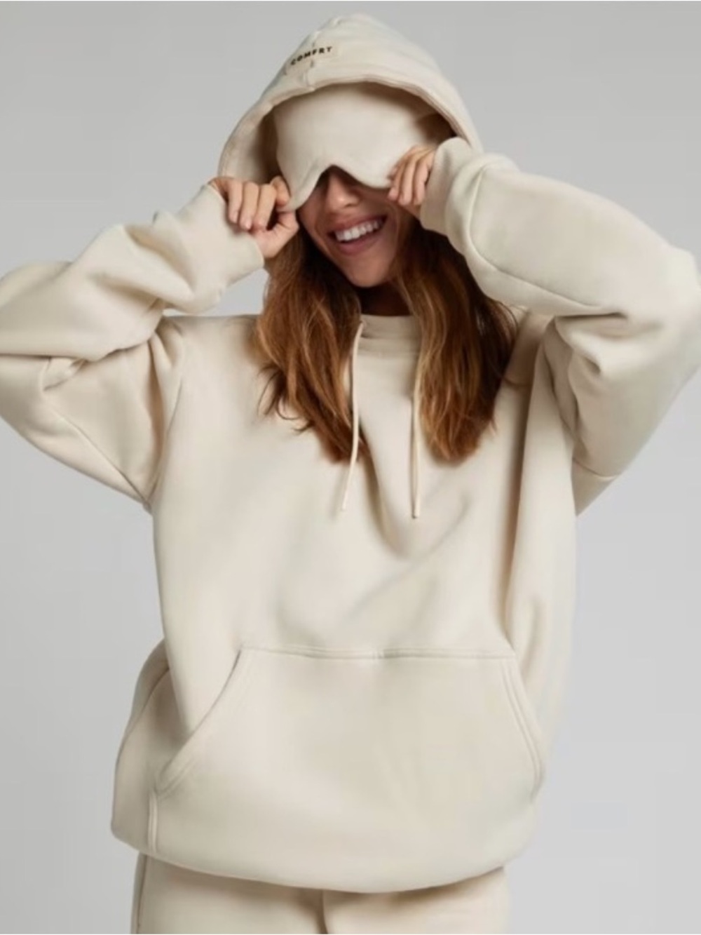 Comfrt NWOT Airplane Mode Oversized Cream Hoodie with Eye Mask Size Medium